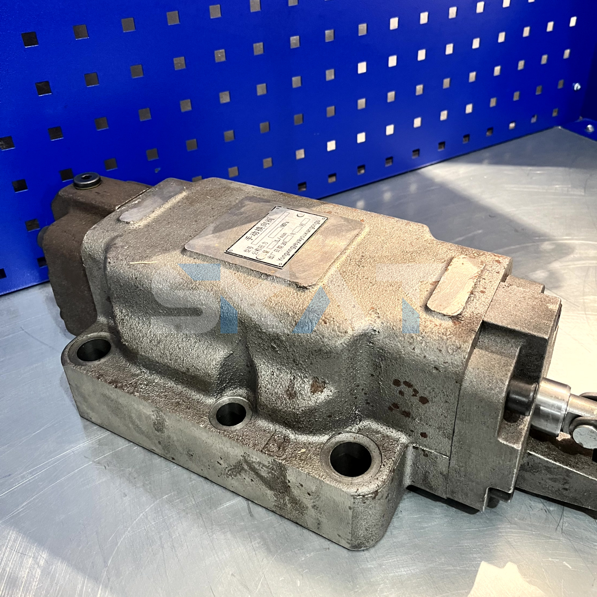 Гидравлический распределитель 34SM-L32H-W
