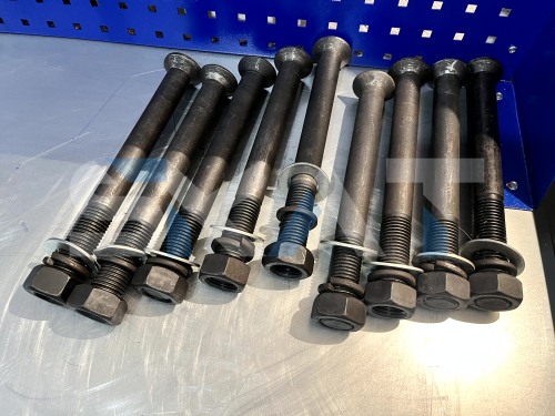 Болт M30*300