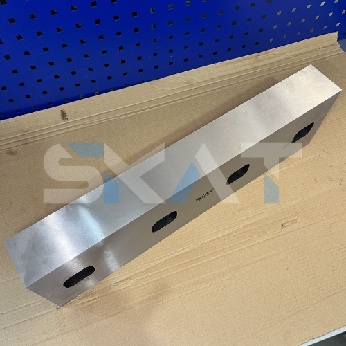 Нож ROCET-1000 (628*180*80) сталь H13, 51-53HRC