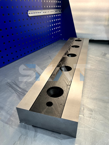 Нож idromec 656 (920*180*70) сталь H13, 51-53HRC