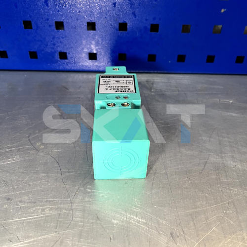 Бесконтактный переключатель J40M-D15PCJ