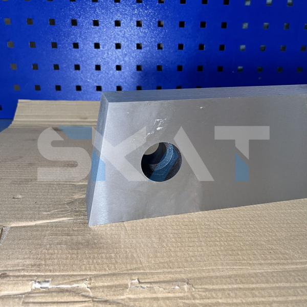 Нож ROCET-1000 (684*112*55) сталь H13, 51-53HRC