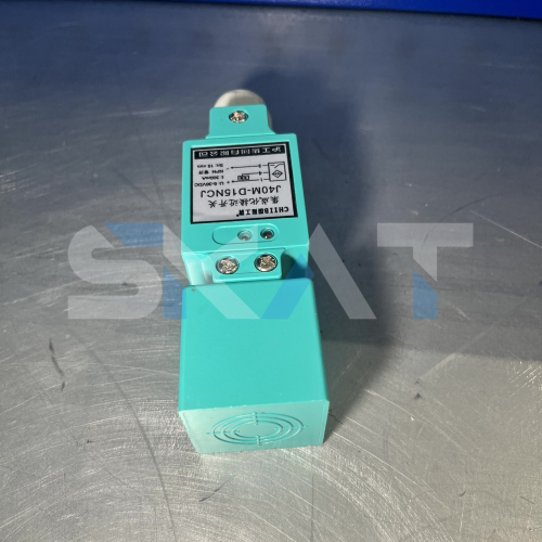 Бесконтактный переключатель J40M-D15NCJ
