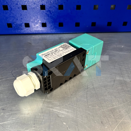 Бесконтактный переключатель J40M-D15PCJ