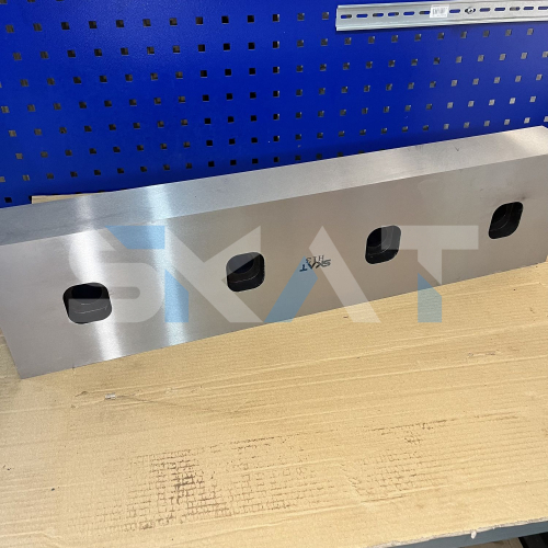 Нож ROCET-1000 (730*180*80) сталь H13, 51-53HRC